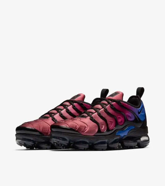 Nike Air Vapor Max Plus “Black Team Red Hyper Violet”