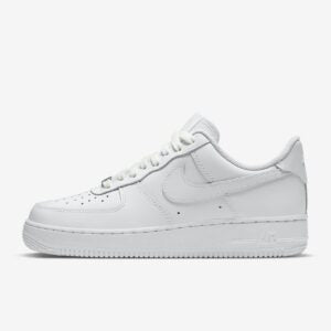 Nike Air Force 1 ’07 – Triple White