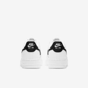 Nike Air Force 1 ’07 – Black & White