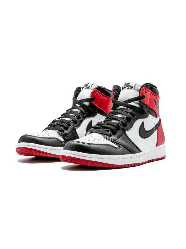 AIR JORDAN 1 RETRO HIGH SATIN BLACK TOE